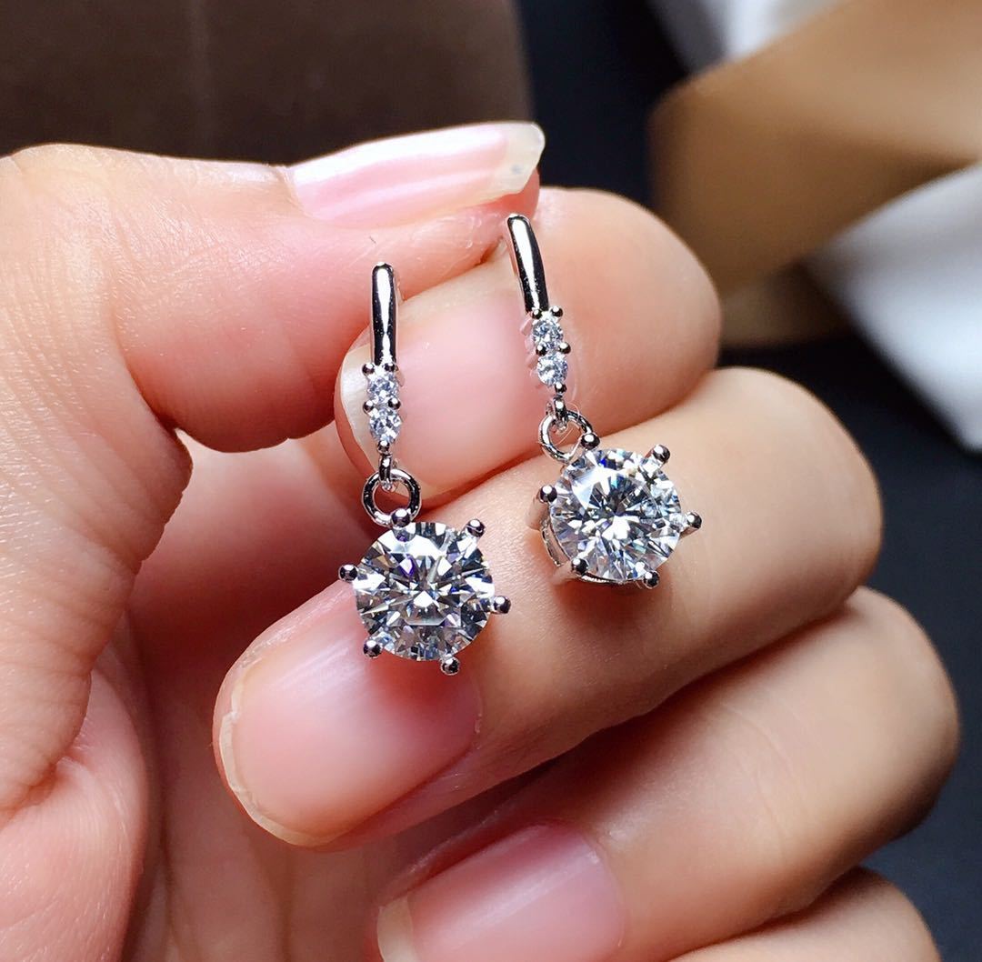 1 Carat Moissanite Diamond Earrings - Rhyme - and - Chain