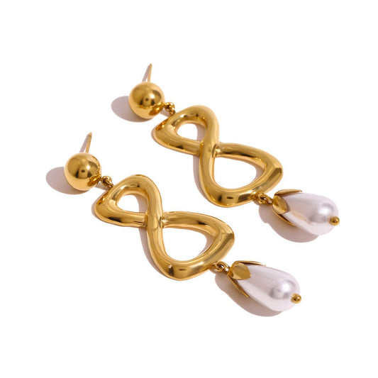 Kaylee Freshwater Pearl Earrings - Rhyme - and - Chain