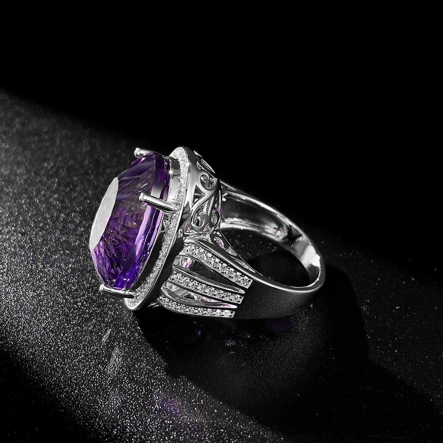 Large Denier Shaped Natural Amethyst Ring S925 Silver Set Crystal - Rhyme - and - Chain