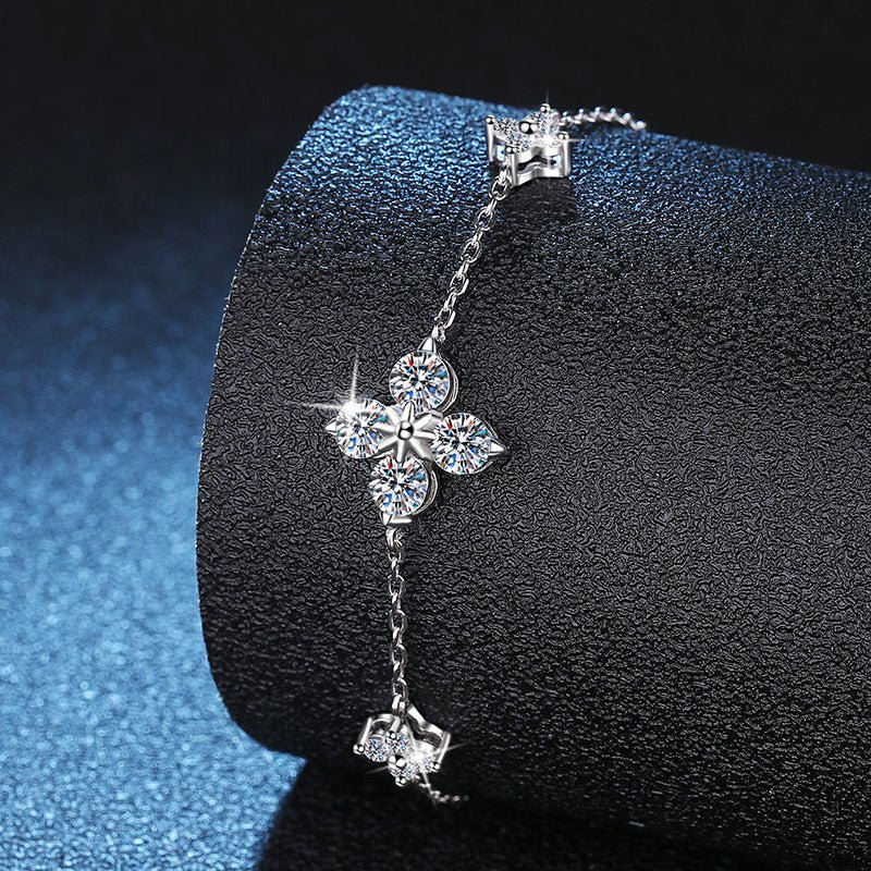 S925 Sterling Silver Women's Bracelet Moissanite High Sense Clover 12 Karat - Rhyme - and - Chain